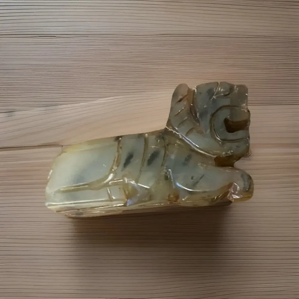 VTG Chinese Jade Nephrite Carved Dog Tiger Stripe Dragon Figurine Sculpture